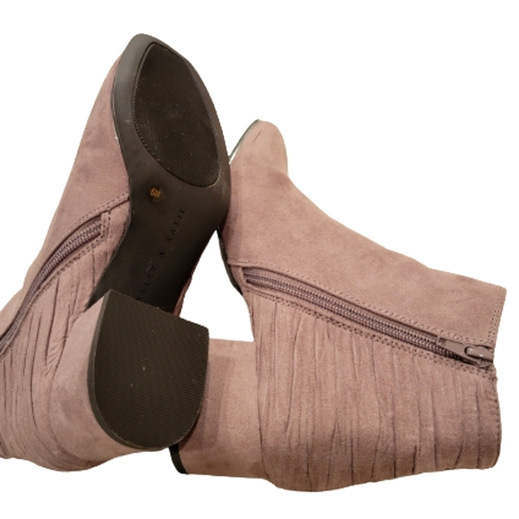 Kelly & Katie Gray Suede Block Heel Short Ankle Boots Bootie Round Almond Toe - Picture 5 of 6